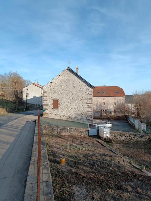 Maison L'Hostal Saura Y Roja Andelat Zewnętrze zdjęcie
