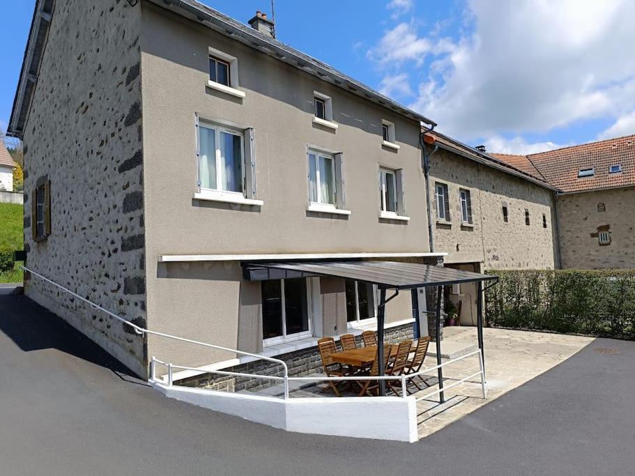 Maison L'Hostal Saura Y Roja Andelat Zewnętrze zdjęcie
