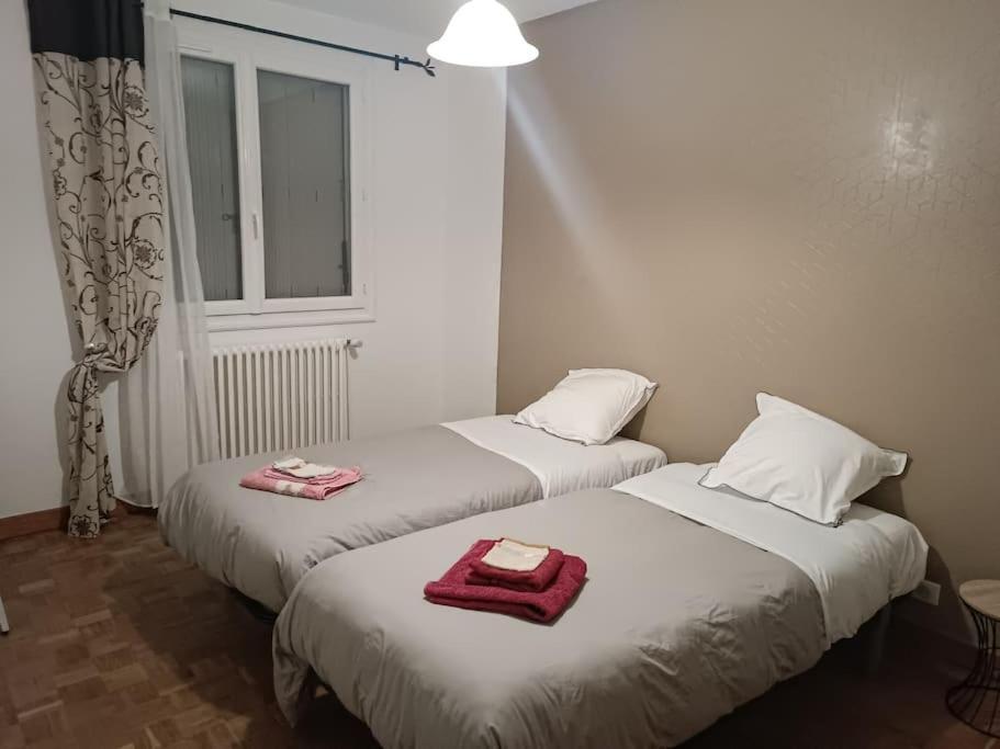 Maison L'Hostal Saura Y Roja Andelat Zewnętrze zdjęcie